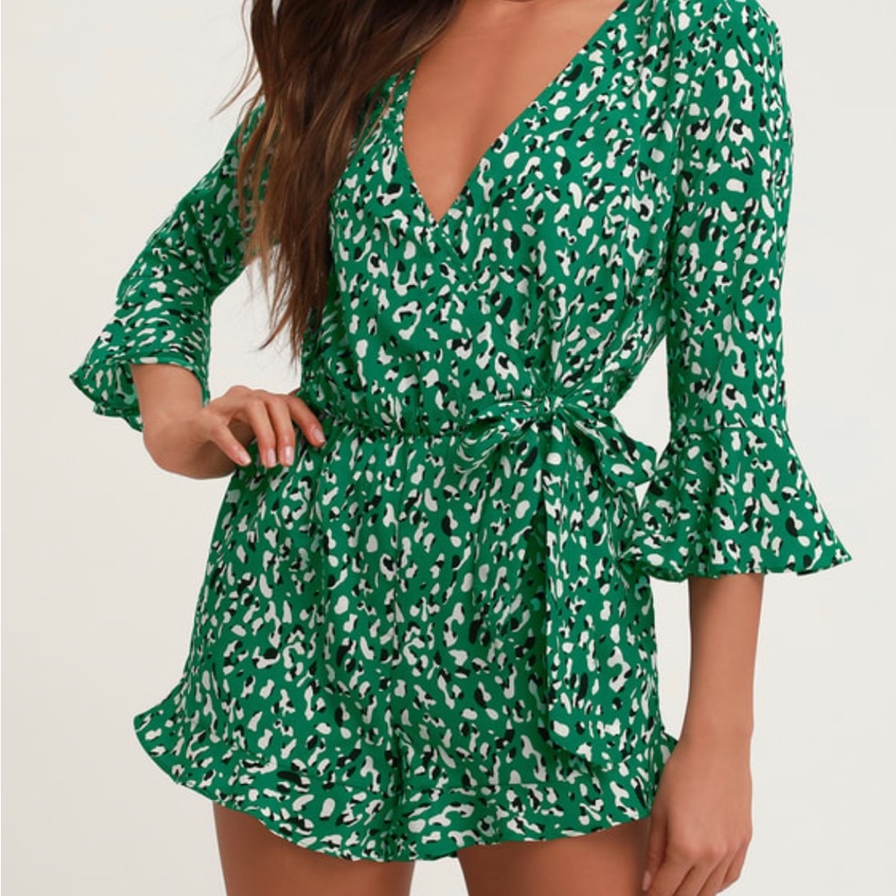 Lulus green black and white print romper size M